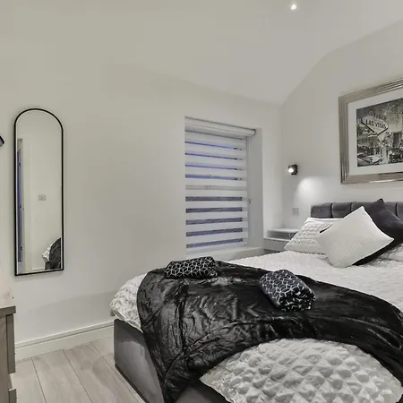 Apartment Luxury 3 X Double Bed Location
